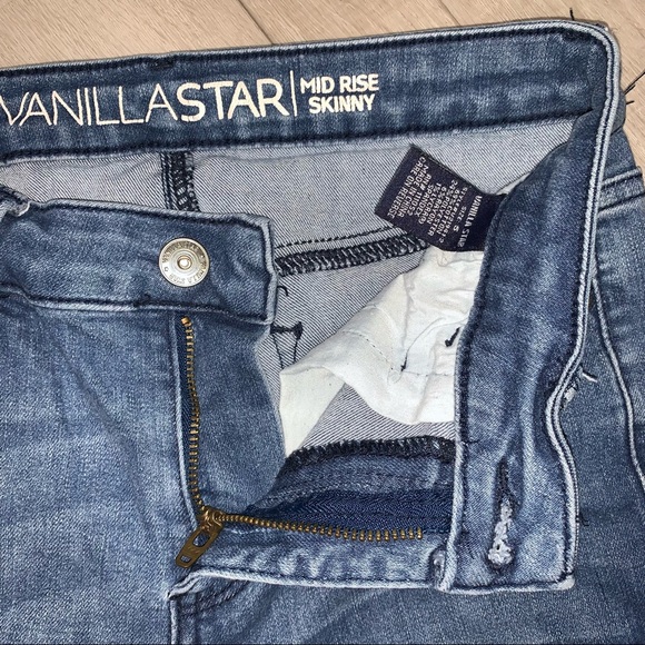 Vanilla Star Mid Rise Skinny Jeans Denim - Picture 10 of 12
